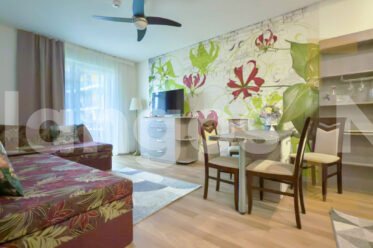 Parduodamas 2 kambarių butas Ganyklų g., Palangoje